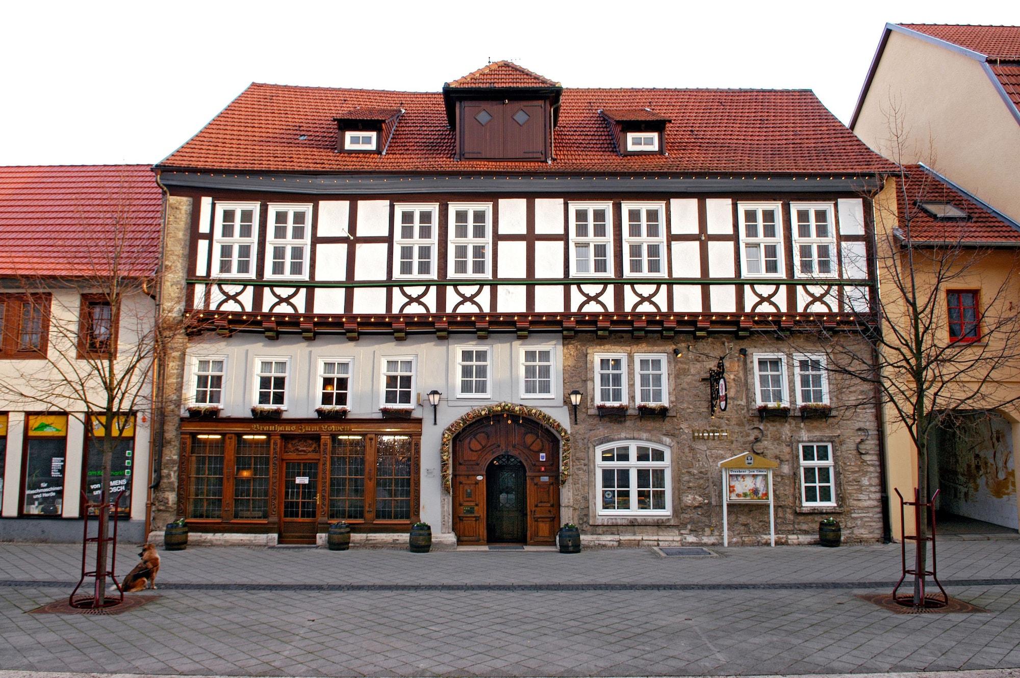 Hotel Brauhaus Zum Loewen à Mühlhausen Extérieur photo