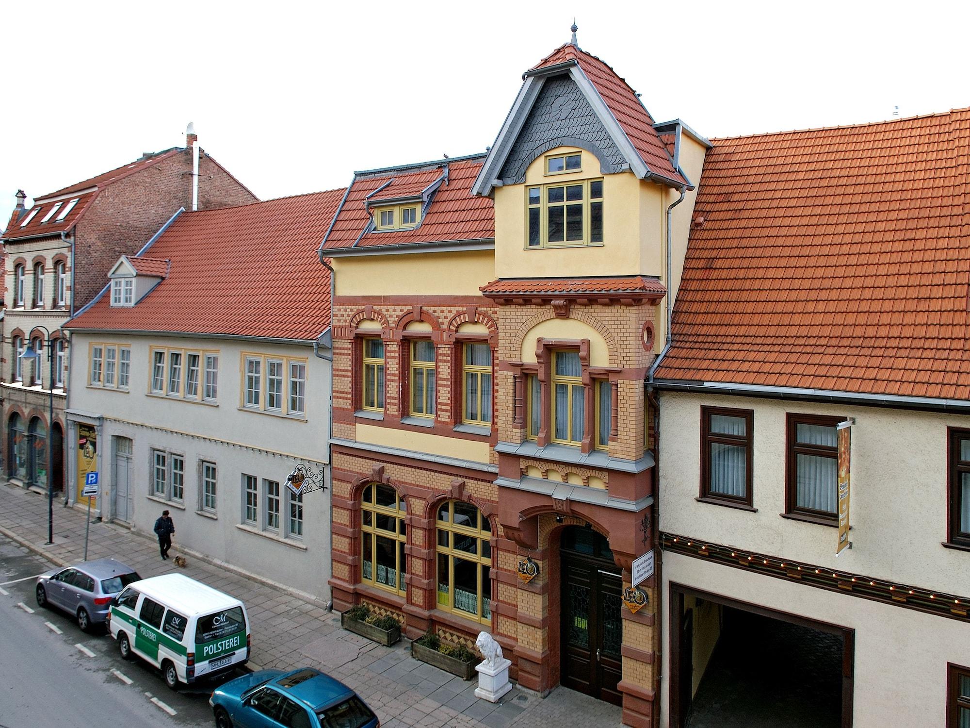 Hotel Brauhaus Zum Loewen à Mühlhausen Extérieur photo