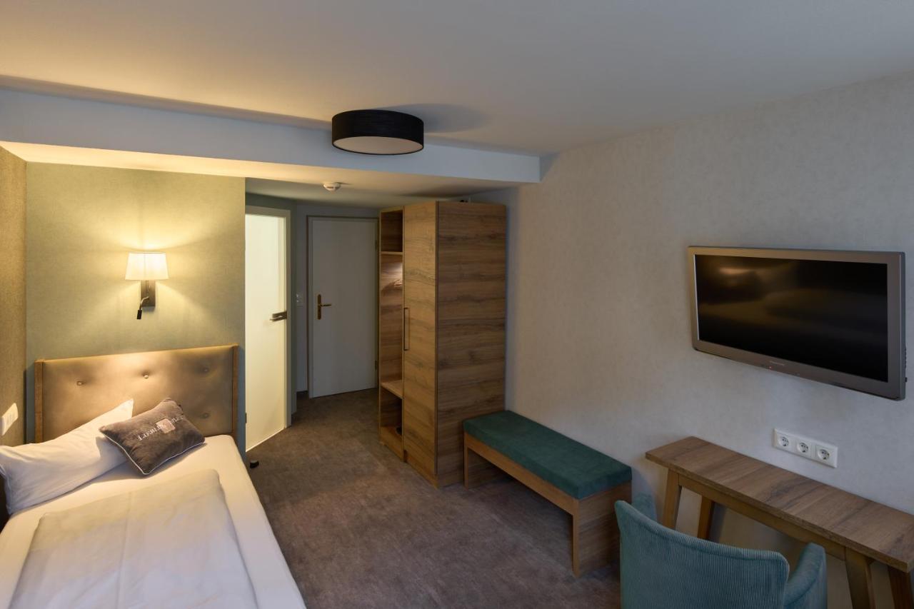 Hotel Brauhaus Zum Loewen à Mühlhausen Extérieur photo