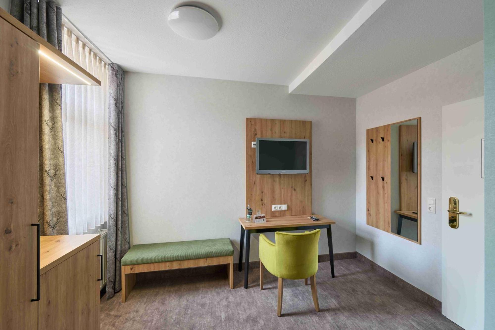 Hotel Brauhaus Zum Loewen à Mühlhausen Extérieur photo